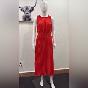 Elegant Red Sleeveless Dress